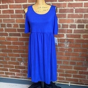 (1094) New with tag cold shoulder maternity dress Size Large